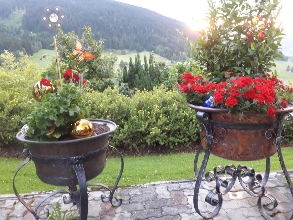 Hotel Gaestehaus Zum Tauern Radstadt Zewnętrze zdjęcie