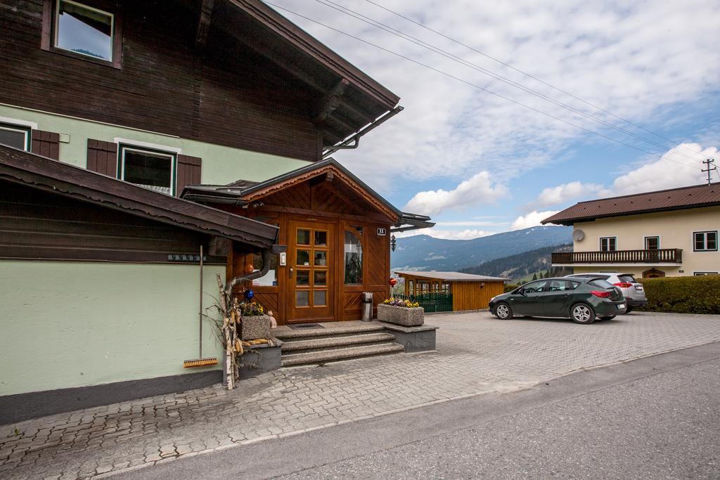Hotel Gaestehaus Zum Tauern Radstadt Zewnętrze zdjęcie
