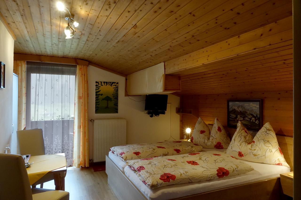 Hotel Gaestehaus Zum Tauern Radstadt Zewnętrze zdjęcie