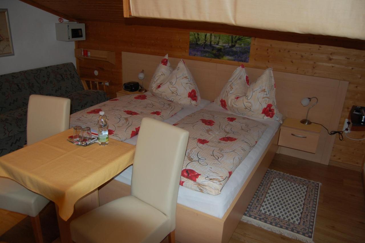 Hotel Gaestehaus Zum Tauern Radstadt Zewnętrze zdjęcie