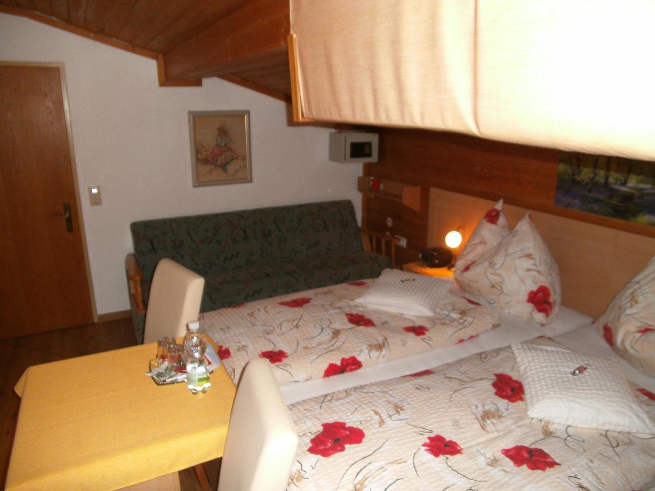 Hotel Gaestehaus Zum Tauern Radstadt Zewnętrze zdjęcie